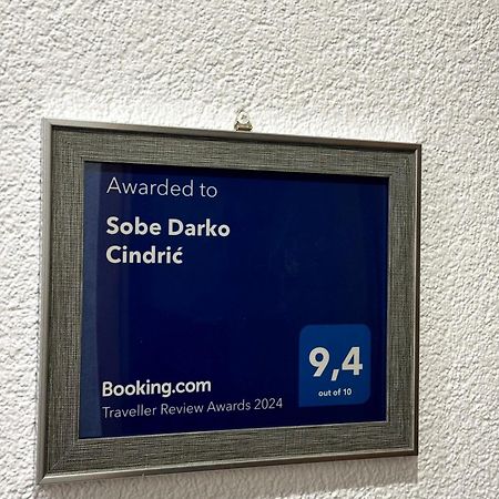 Sobe Darko Cindric Hotell Karlovac Exteriör bild