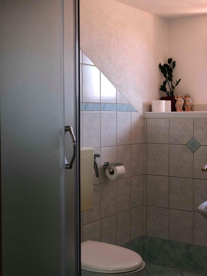 Sobe Darko Cindric Hotell Karlovac Exteriör bild